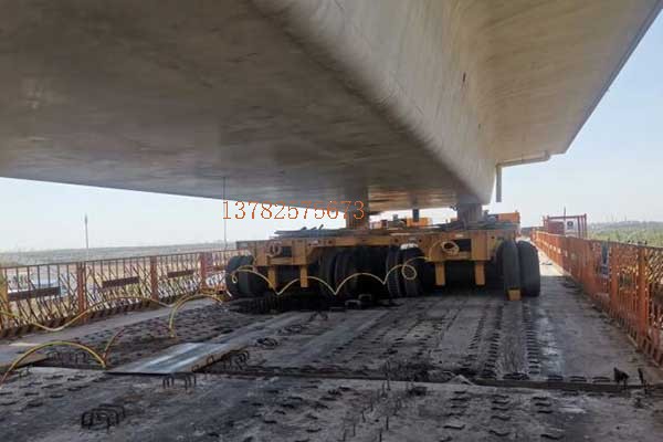 900噸輪胎提，900噸液壓運梁車